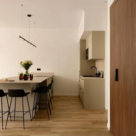 Somptueux Avec Grande Terrasse Lägenhet