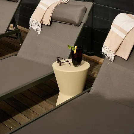 Апартаменты Somptueux Avec Grande Terrasse *
